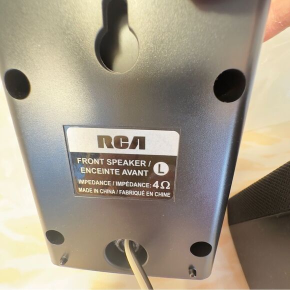 New RCA Speakers - Picture 4 of 12